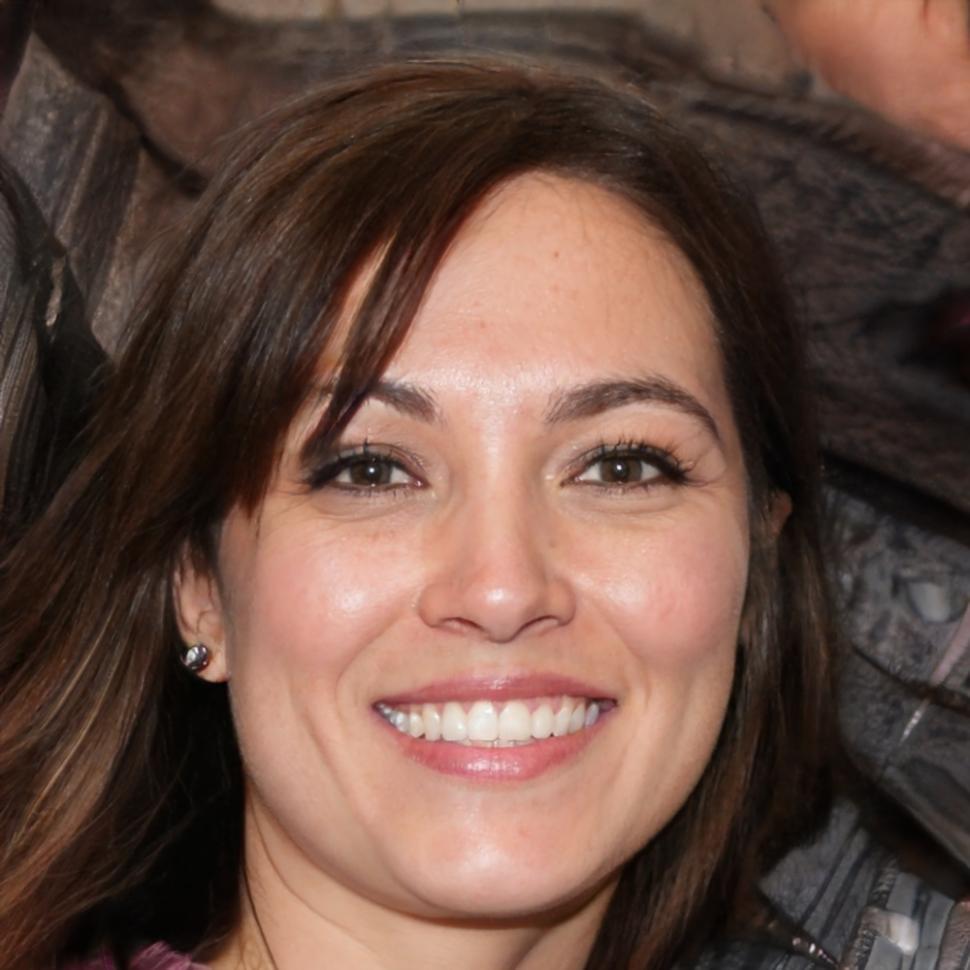 Esperanza Villareal, Directora de Análisis Financiero
